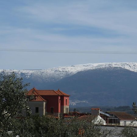 Solar Dos Alperces - Serra Da Estrela - Turismo De Aldeia Bed & Breakfast Travancinha Exterior photo